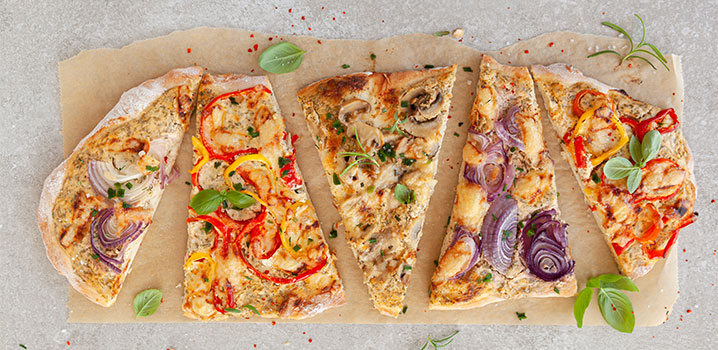 Flammkuchen mit Gemüse